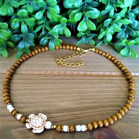 New White Howlite Sea Turtle Choker Necklace - Picture 2 of 5